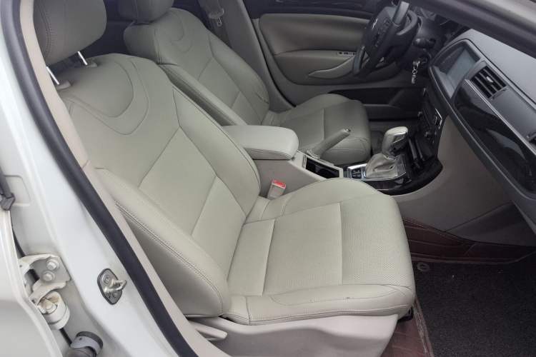 Used Citroen C5 2014 2.0L Automatic Zunyue Model Right Front Seat