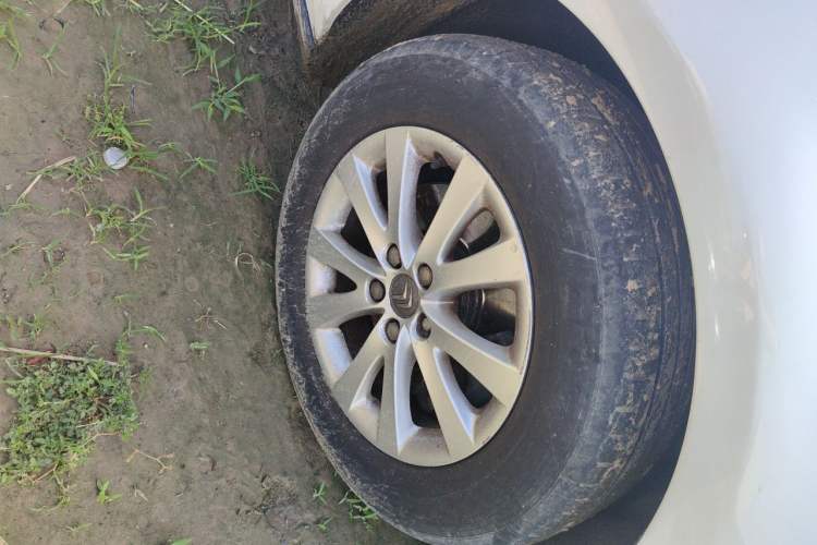 Used Citroen C5 2014 1.6T Automatic Luxury Model Right Front Wheel Hub