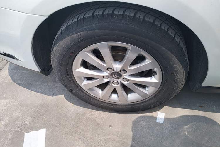 Used Citroen C5 2014 2.0L Automatic Luxury Edition Right Rear Wheel Hub