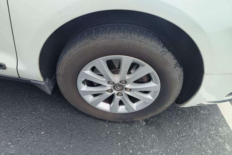 Used Citroen C5 2014 1.6T Automatic Luxury Model Right Rear Wheel Hub
