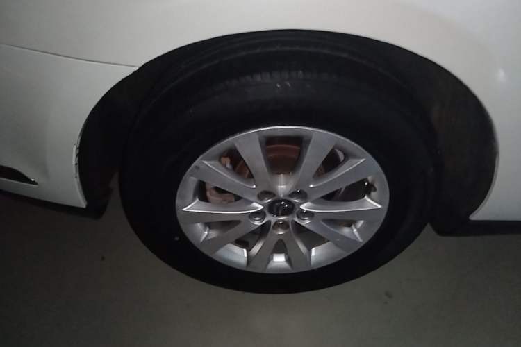 Used Citroen C5 2014 2.0L Automatic Luxury Edition Right Rear Wheel Hub