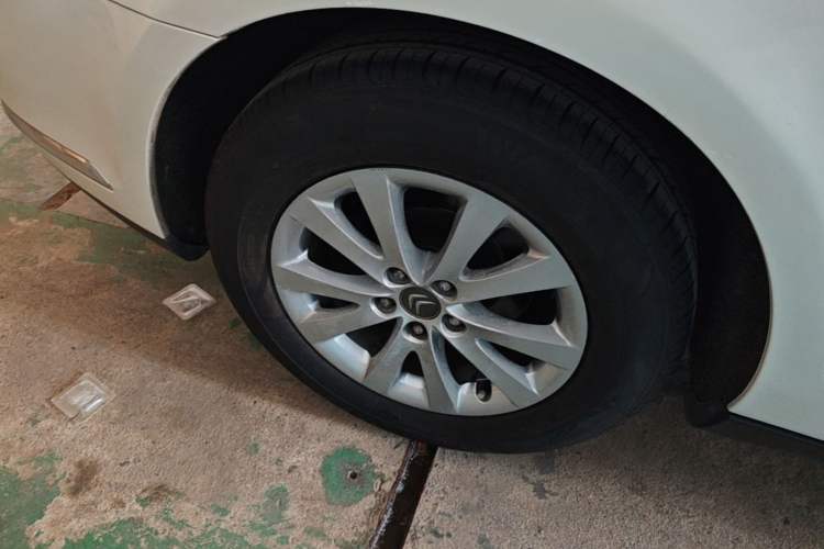 Used Citroen C5 2014 2.0L Automatic Luxury Edition Right Rear Wheel Hub