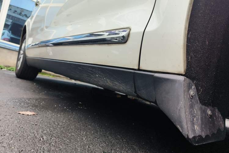 Used Citroen C5 2014 1.6T Automatic Luxury Model Right Side Sill