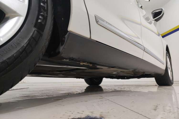 Used Citroen C5 2014 1.6T Automatic Luxury Model Right Side Sill