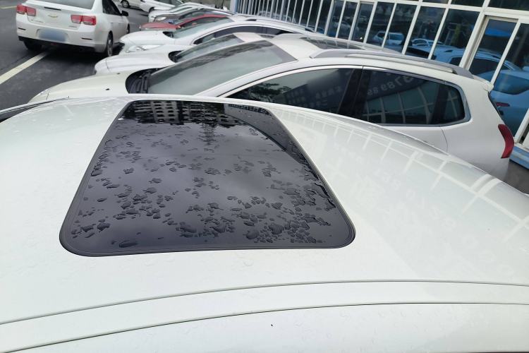 Used Citroen C5 2014 1.6T Automatic Luxury Model Roof