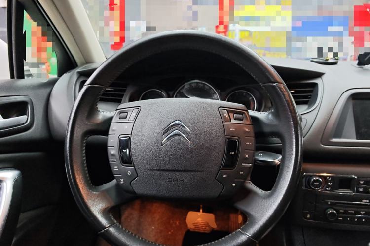 Used Citroen C5 2014 1.6T Automatic Luxury Model Steering Wheel