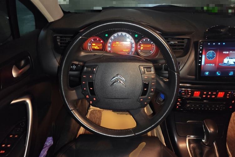 Used Citroen C5 2014 1.6T Automatic Prestige Model Steering Wheel