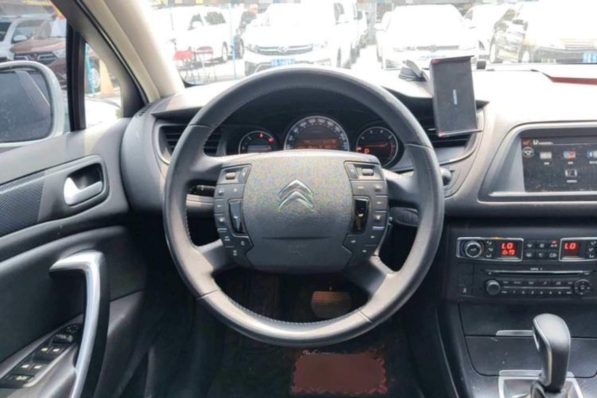 Used Citroen C5 2014 1.6T Automatic Luxury Model Steering Wheel