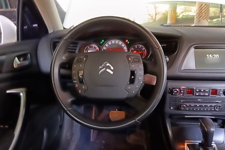 Used Citroen C5 2014 1.6T Automatic Luxury Model Steering Wheel