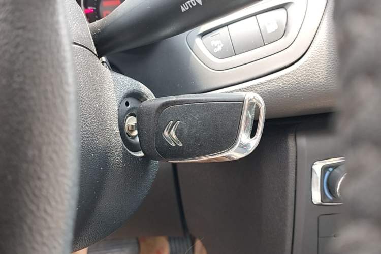 Used Citroen C5 2014 2.0L Automatic Luxury Edition Vehicle Key