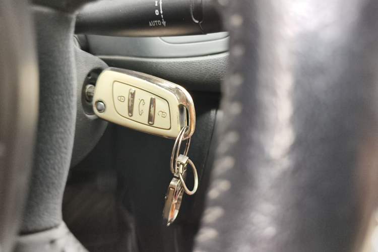 Used Citroen C5 2014 1.6T Automatic Luxury Model Vehicle Key