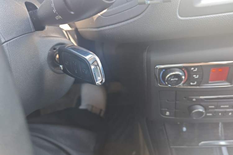 Used Citroen C5 2014 2.0L Automatic Luxury Edition Vehicle Key