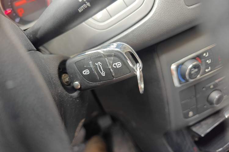 Used Citroen C5 2014 2.0L Automatic Luxury Edition Vehicle Key