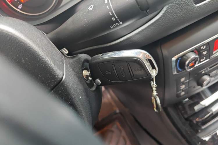 Used Citroen C5 2014 2.0L Automatic Luxury Edition Vehicle Key