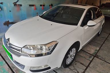 Used Citroen C5 2014 2.0L Automatic Luxury Edition