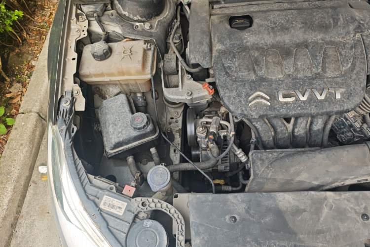 Used Citroen C5 2014 2.0L Automatic Luxury Edition Engine Bay Right