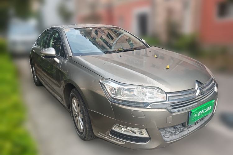 Used Citroen C5 2014 2.0L Automatic Luxury Edition Front Right 45 Deg