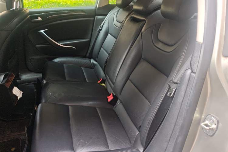 Used Citroen C5 2014 2.0L Automatic Luxury Edition Left Rear Seat
