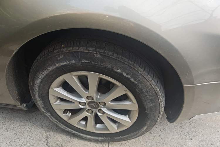 Used Citroen C5 2014 2.0L Automatic Luxury Edition Right Front Wheel Hub