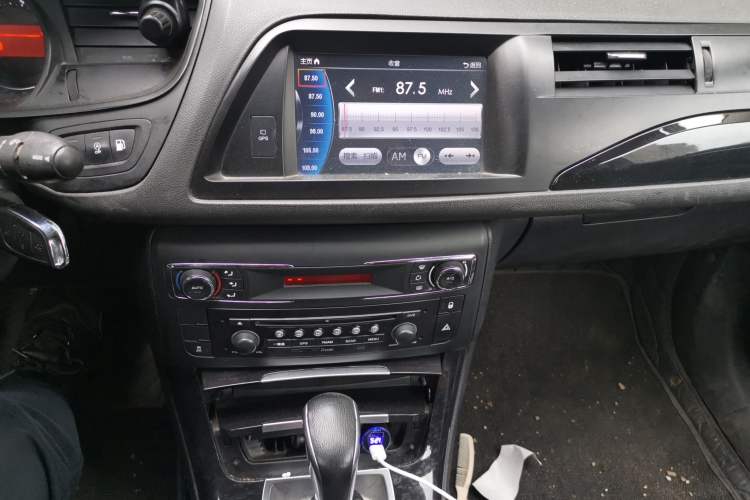 Used Citroen C5 2016 1.6T Automatic Zunyue Model Audio And AC Panel