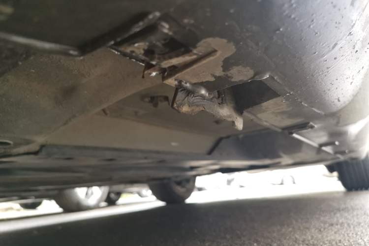 Used Citroen C5 2016 1.6T Automatic Zunyue Model Chassis Front Left