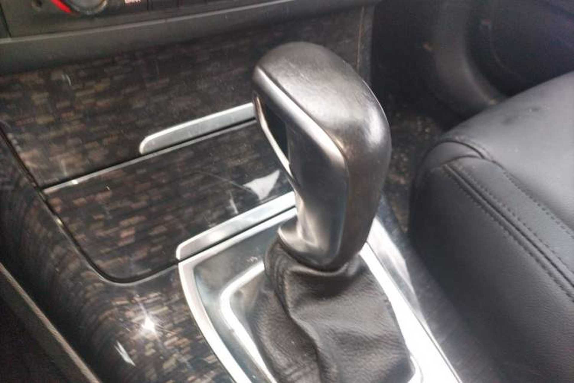 Used Citroen C5 2016 1.6T Automatic Zunyue Model Gear Lever