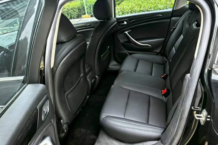 Used Citroen C5 2016 1.6T Automatic Zunyue Model Interior 2