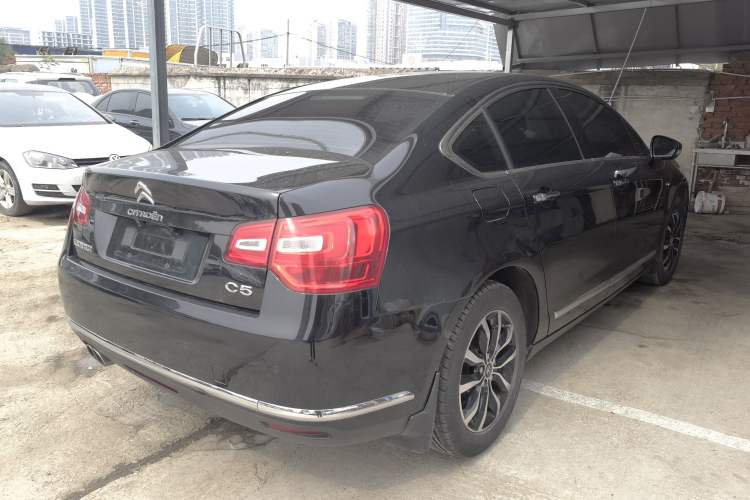 Used Citroen C5 2016 1.8T Automatic Luxury Model Rear Right 45 Deg