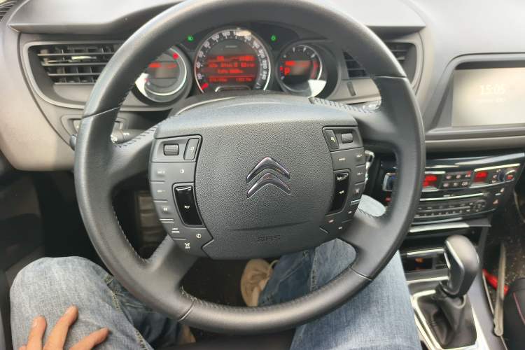 Used Citroen C5 2016 1.8T Automatic Prestige Model Steering Wheel