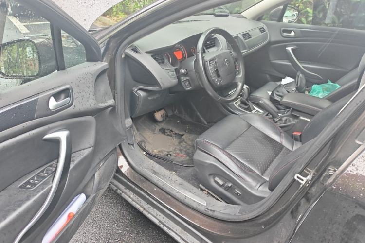 Used Citroen C5 2016 1.6T Automatic Zunyue Model Driver Seat