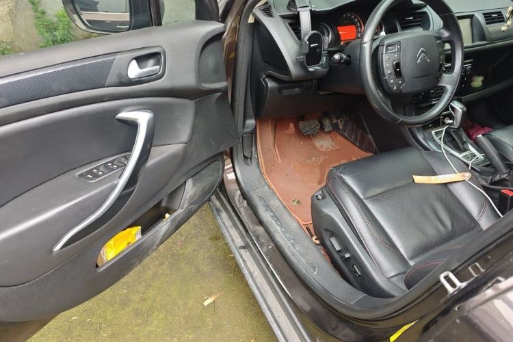 Used Citroen C5 2016 1.8T Automatic Prestige Model Driver Seat