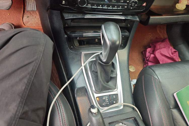Used Citroen C5 2016 1.8T Automatic Prestige Model Gear Lever