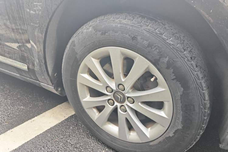 Used Citroen C5 2016 1.6T Automatic Zunyue Model Right Front Wheel Hub