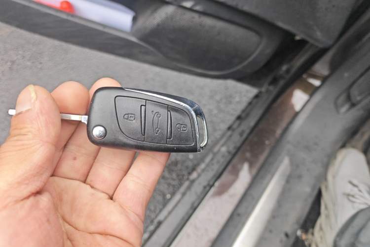 Used Citroen C5 2016 1.6T Automatic Zunyue Model Vehicle Key