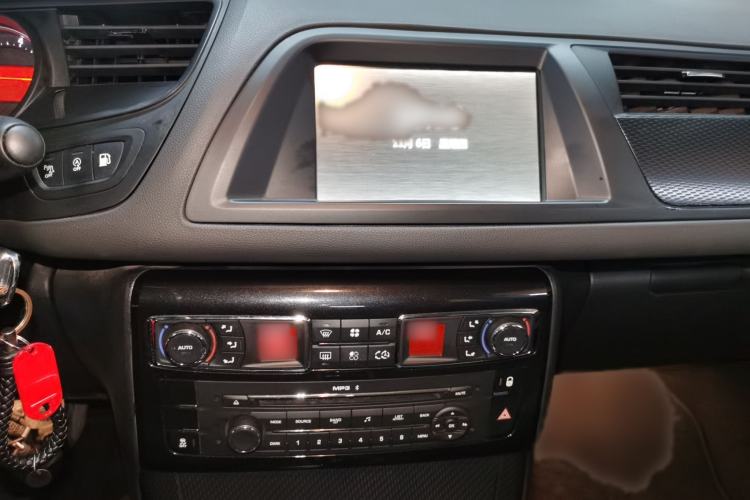 Used Citroen C5 2016 1.6T Automatic Prestige Model Audio And AC Panel