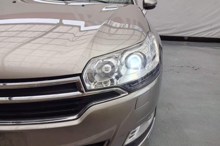 Used Citroen C5 2016 1.6T Automatic Prestige Model Exterior 2