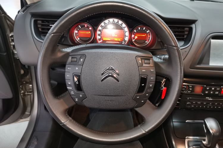 Used Citroen C5 2016 1.6T Automatic Prestige Model Steering Wheel