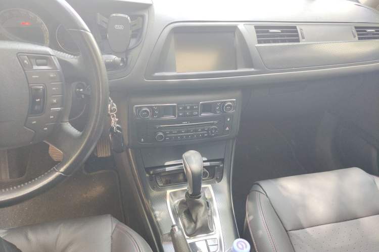 Used Citroen C5 2016 1.6T Automatic Zunyue Model Audio And AC Panel