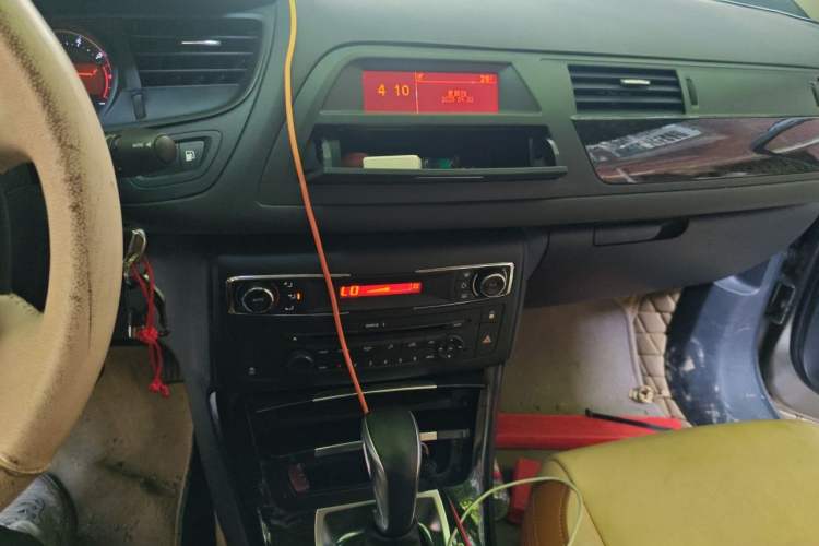 Used Citroen C5 2016 1.6T Automatic Zunyue Model Audio And AC Panel