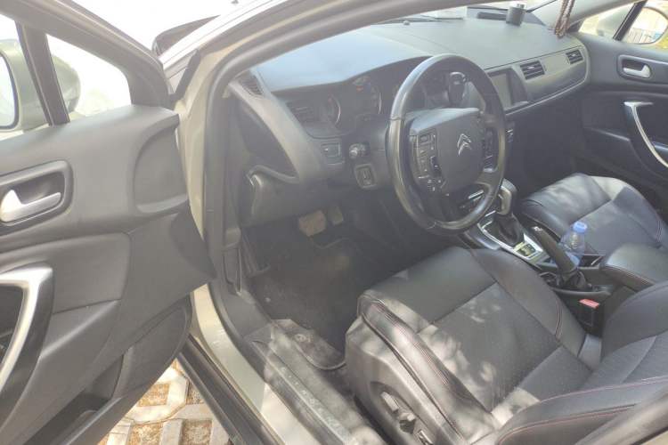 Used Citroen C5 2016 1.6T Automatic Zunyue Model Driver Seat