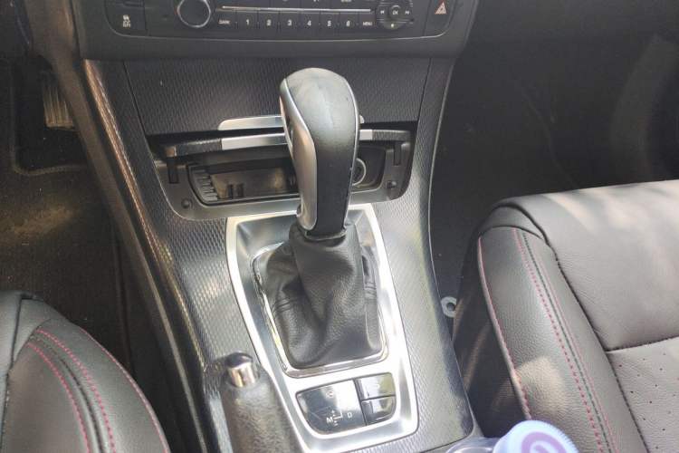 Used Citroen C5 2016 1.6T Automatic Zunyue Model Gear Lever