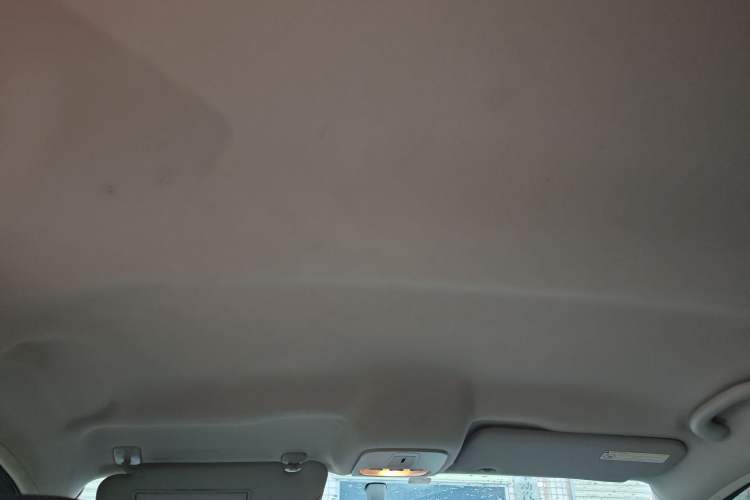 Used Citroen C5 2016 1.6T Automatic Zunyue Model Headliner