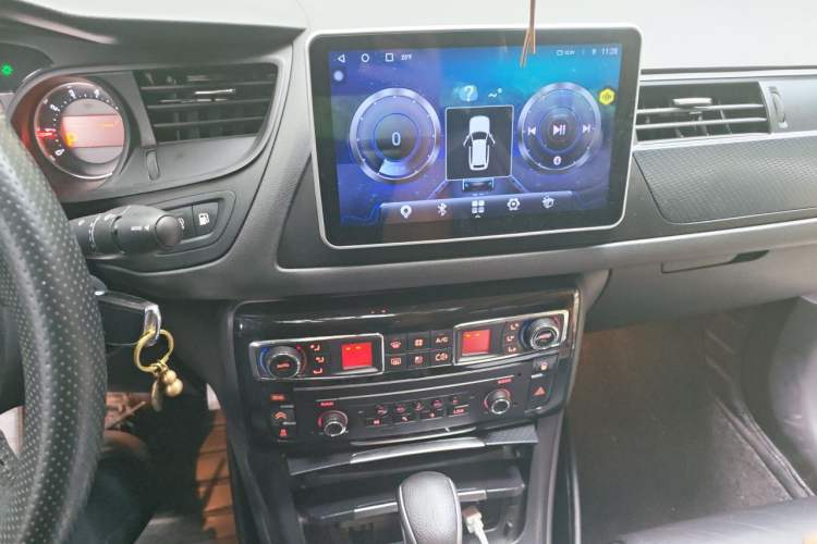 Used Citroen C5 2016 1.8T Automatic Luxury Model Audio And AC Panel