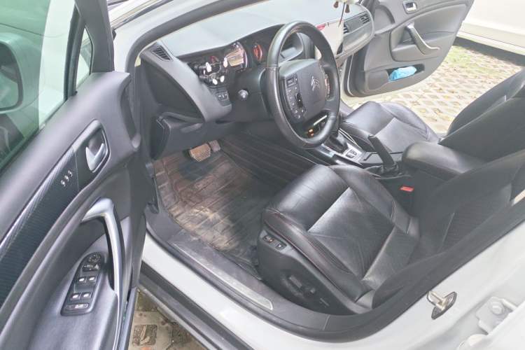 Used Citroen C5 2016 1.8T Automatic Luxury Model Driver Seat
