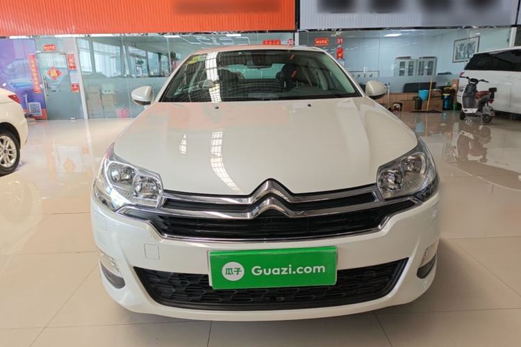 Used Citroen C5 2016 1.6T Automatic Luxury Model Front