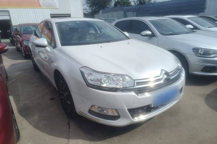Used Citroen C5 2016 1.8T Automatic Luxury Model Front Right 45 Deg