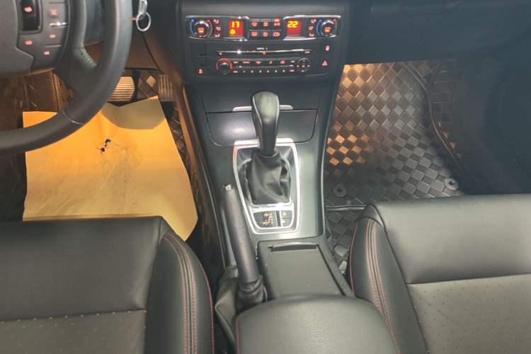 Used Citroen C5 2016 1.6T Automatic Luxury Model Gear Lever
