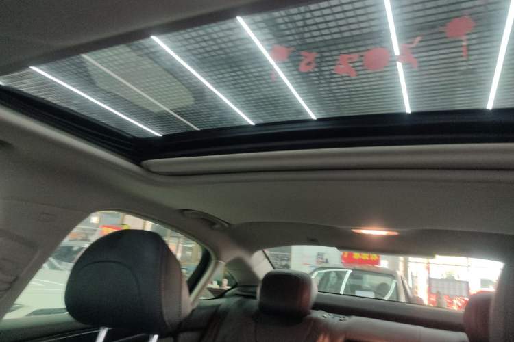 Used Citroen C5 2016 1.6T Automatic Luxury Model Headliner
