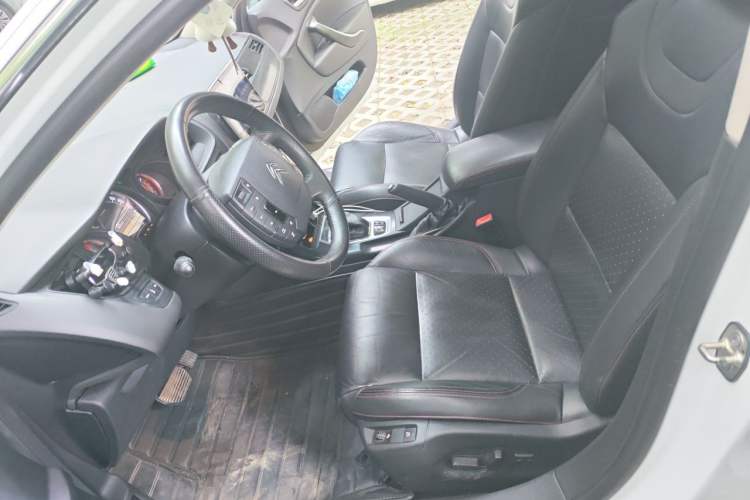 Used Citroen C5 2016 1.8T Automatic Luxury Model Left Front Seat