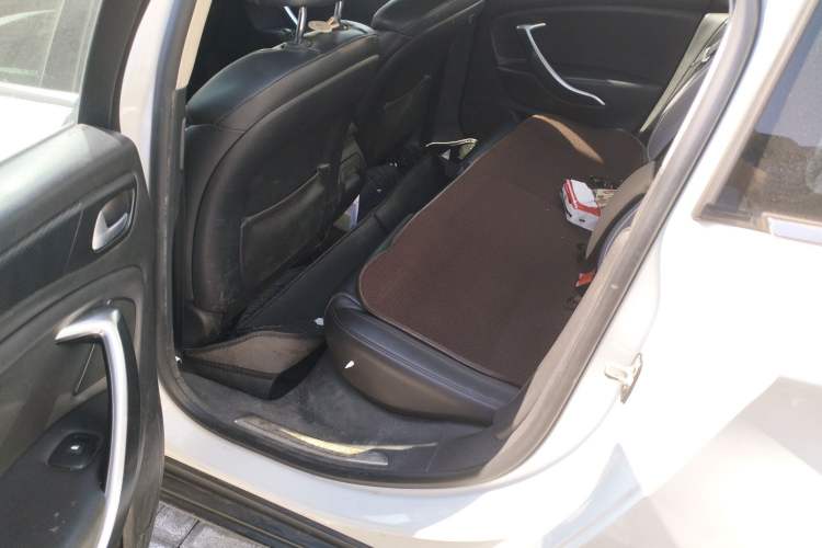 Used Citroen C5 2016 1.8T Automatic Luxury Model Left Rear Seat
